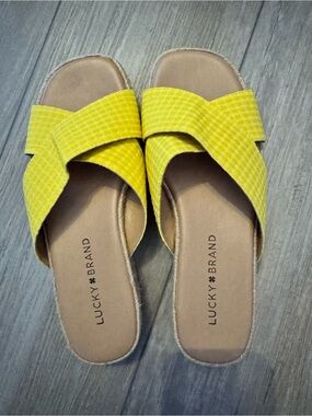 Lucky Brand Yellow Espadrille Slide Sandals Size 5.5